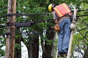 Three Ways Mobile Crew Improves your Outage Management System